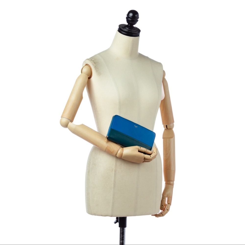 Celine Large Zipped Multifunction Bicolor Calf Leather Wallet - Picture 2 of 14